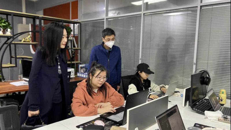 学生党平价短视频三脚架品牌
